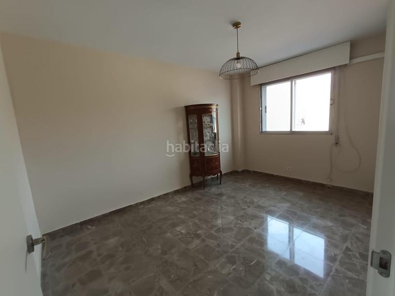 Foto f563d7f8-2914-4ade-a6c6-00923e7be492. Appartement avec parking dans Los Castillejos - La Trinidad Málaga
