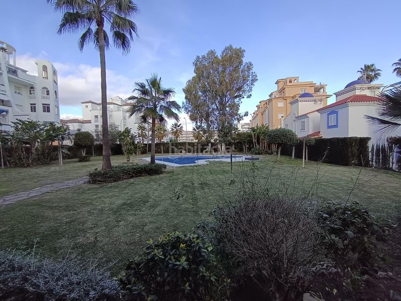 Foto e4f805d4-89d1-4a64-8a20-147fdbadf7a4. Pis amb piscina a Los Álamos Torremolinos