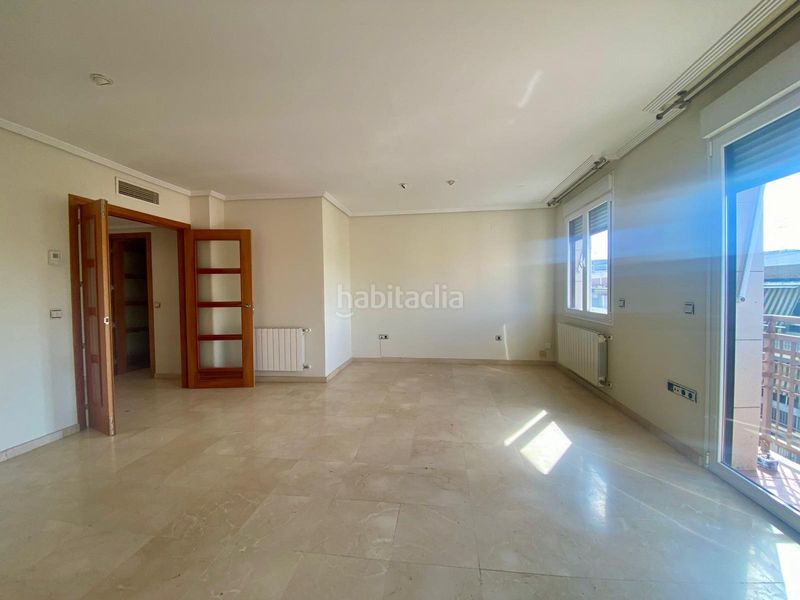 Foto 131fd311-01dc-4a48-825f-41409c54e16a. Àtic amb aparcament a Huerta de la Reina - Trassierra Córdoba