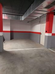 Miete Autoparkplatz in Poniente-Norte - Miralbaida - Parque Azahara. Plaza de garaje para motos