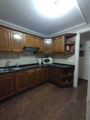 Pis a Viñuela - Rescatado. Oportunidad única junto a iglesia de jesús rescatado!