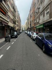 Traspàs Local Comercial a Centro. Traspaso de bar con licencia de pub en pleno centro