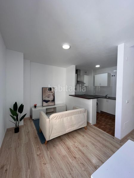 Foto 94a67018-982d-4e6e-a966-909f42618a69. Àtic amb aparcament a Parque Victoria Eugenia Málaga