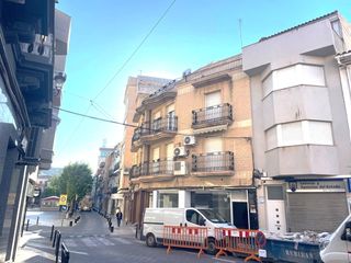 Attique  Plaza de la corredera 15. Piso cesión de remate en calasparra
