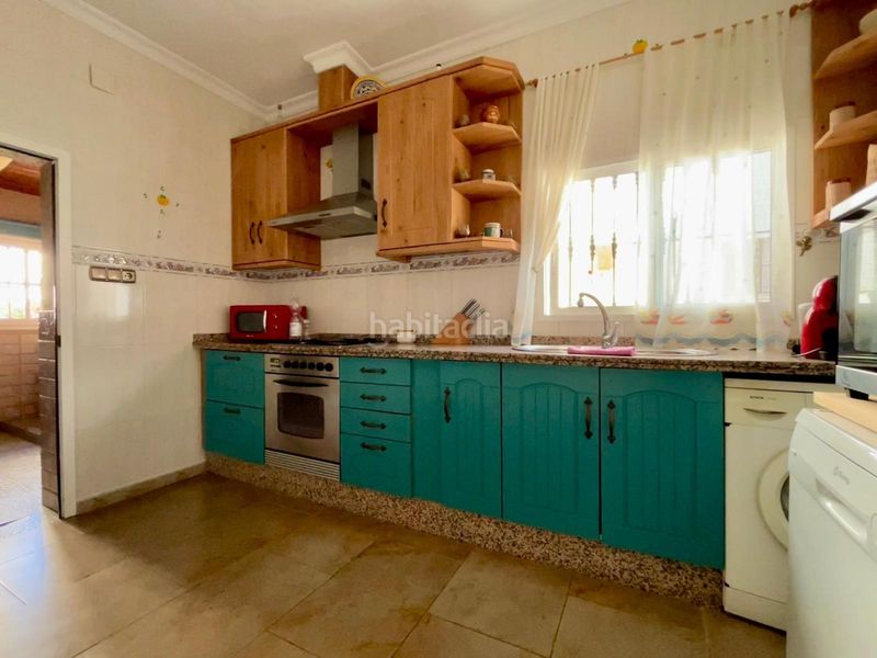 Foto 4f473d9f-ba21-4086-a02a-f06a2c5304da. Casa adossada amb aparcament a Campanillas Málaga