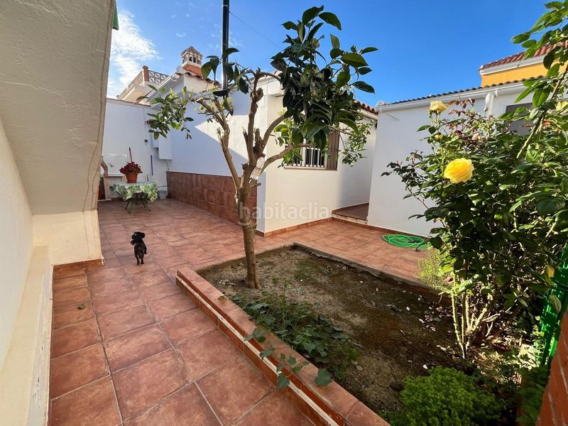 Foto 8b1bcc45-2db8-47b0-92fd-1773eceddd32. Casa adossada amb aparcament a Campanillas Málaga