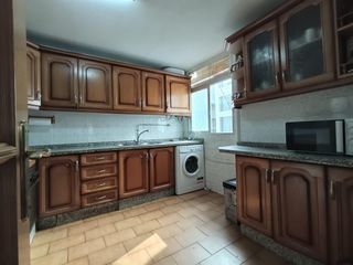 Flat in Santa Rosa - Valdeolleros. Amplio piso en santa rosa, córdoba  oportunidad única