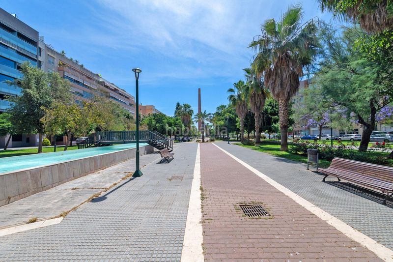 Foto 016d99d6-582c-4e28-aea9-8cc5fbfc8ab6. Dúplex amb calefacció a Paseo Marítimo Oeste - Pacífico Málaga