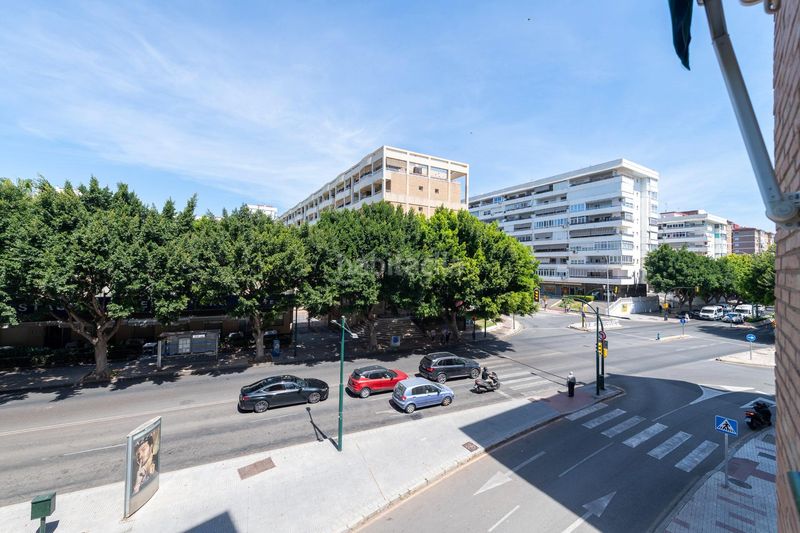 Foto 5e611625-738e-4bdd-a004-5b1762270200. Dúplex amb calefacció a Paseo Marítimo Oeste - Pacífico Málaga
