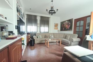 Casa en Campo de la Verdad - Miraflores. Casa en campo de la verdad zona baja en córdoba  construcción 20