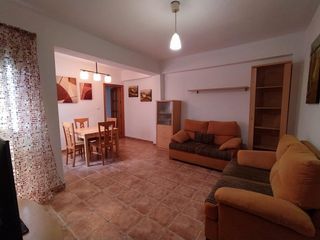 Flat in Sta. Marina - San Andrés - San Pablo - San Lorenzo. Piso reformado en zona de santa marina amueblado!!!