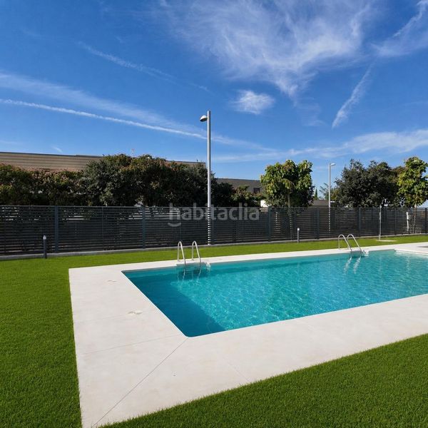 Foto 030e4ccc-fb3c-4c37-8626-e8b96b88d630. Pis amb calefacció aparcament piscina a Tablero Bajo - Arruzafilla Córdoba