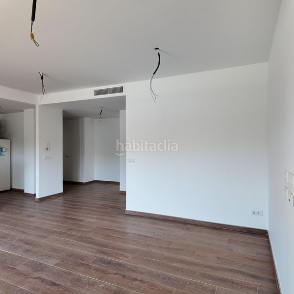 Foto 4af84283-3066-4734-8f1c-d96803c629d4. Pis amb calefacció aparcament piscina a Tablero Bajo - Arruzafilla Córdoba