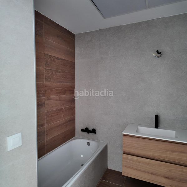 Foto 75493de2-9482-4be1-933a-3674f1c73ee9. Pis amb calefacció aparcament piscina a Tablero Bajo - Arruzafilla Córdoba