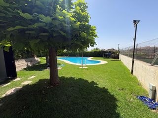 Dachwohnung in El Brillante -El Naranjo - El Tablero. Ático en el camping luz, piscina, terraza y calidad de vida!!