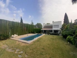 Affitto Chalet in El Brillante -El Naranjo - El Tablero. Fantástico chalet independiente en zona arruzafa !!