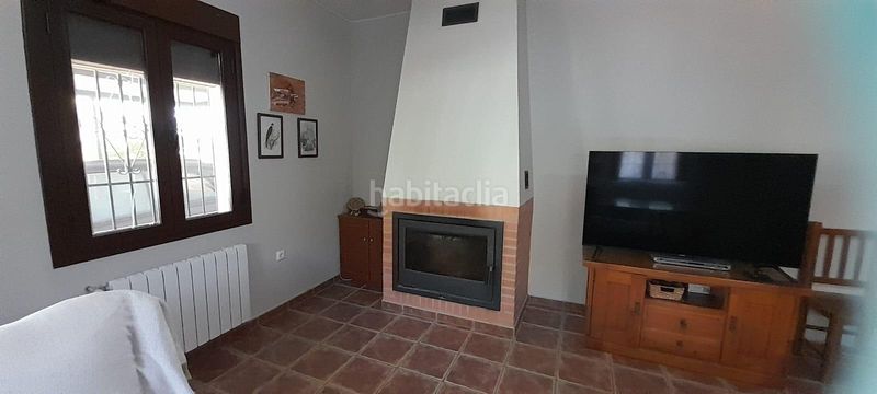 Foto bce96075-c912-4a00-a0f7-08282fef2d39. Masia amb calefacció aparcament piscina a Cabra