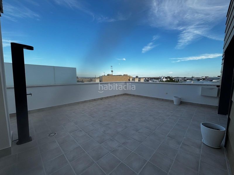 Foto f823467e-32eb-4d45-8a51-947e80ae1898. Àtic amb calefacció aparcament piscina a Tablero Bajo - Arruzafilla Córdoba