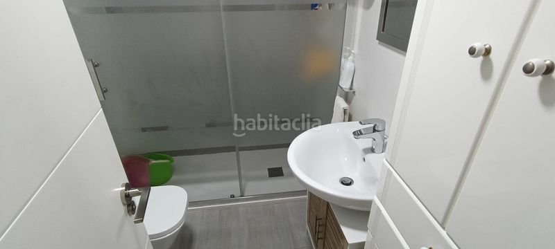 Foto abac1d17-cce9-4ab0-8f7b-5bb3ffe76a92. Piso impecable piso en venta en Torre de Benagalbón Rincón de la Victoria