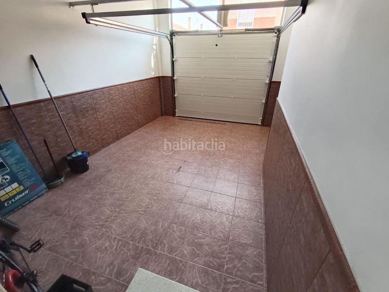 Foto 3d65871b-d035-42b7-9f3e-c84eb768f031. Casa adossada amb aparcament a Sector Sur Córdoba