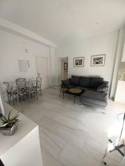Lloguer Apartament a Sta. Marina - San Andrés - San Pablo - San Lorenzo. Coqueto y luminoso apartamento en pleno centro