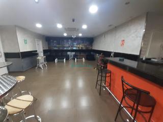 Local Comercial a Campo de la Verdad - Miraflores. Bar de copas a 5 minutos a pie de la calahorra,tambien permuta..