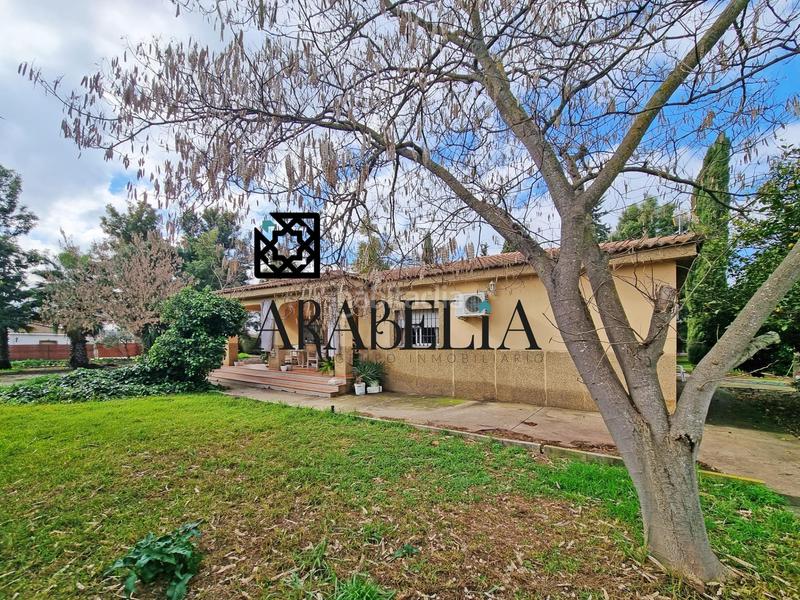 Foto 5ee821aa-e571-428a-b1d9-f446e5e1e846. Chalet mit heizung parking in Villarrubia Córdoba