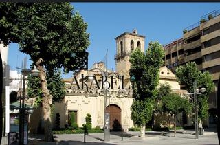 Appartement à Centro. Se vende pisazo junto a la iglesia de san hipolito