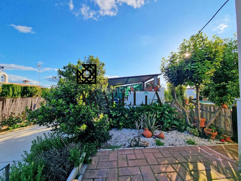 Foto 1c904fc7-ceab-424b-b194-0de0c0fc4219. Xalet amb calefacció aparcament piscina a Carlota (La)