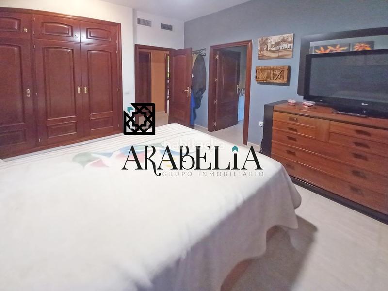 Foto 61d88c0b-668f-4a42-9c13-a4db0cef9d45. Xalet amb calefacció aparcament piscina a Carlota (La)