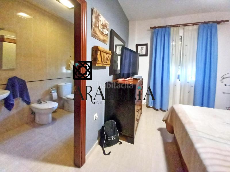 Foto a9c6bc7b-29da-4b5d-b460-489dfb595c72. Xalet amb calefacció aparcament piscina a Carlota (La)