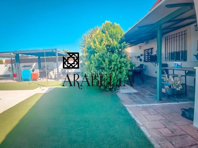 Foto b524c17e-39eb-447b-ba8e-773826ea1834. Xalet amb calefacció aparcament piscina a Carlota (La)