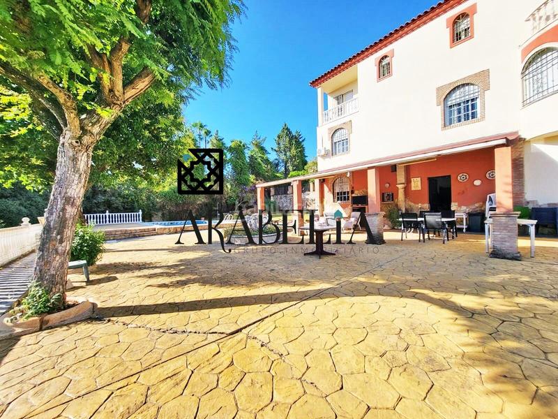 Foto ed44d6aa-9b0b-4051-9299-ba071bd92a60. Chalet mit heizung parking pool in Paraíso Arenal - La Colina Córdoba