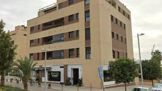 Aparcament cotxe a Tablero Bajo - Arruzafilla. Plaza de garaje en venta junto a hipercor