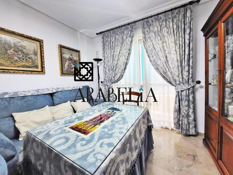 Foto 5da0ee09-bafc-4b16-a437-f8956b7af1bc. Piso impresionante piso exterior en exclusiva de 104m2 con piscina y para entrar a vivir en la arruzafilla!!! en Córdoba