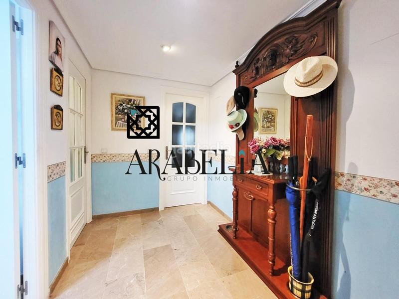 Foto 8acbbe37-2791-42d7-982c-4d7f2f91089c. Piso impresionante piso exterior en exclusiva de 104m2 con piscina y para entrar a vivir en la arruzafilla!!! en Córdoba
