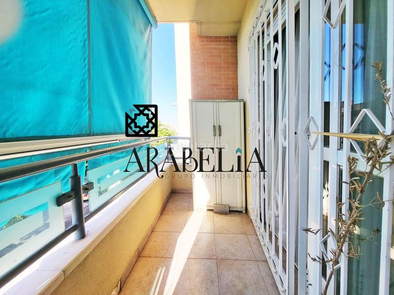 Foto df9a3a79-7d1a-4b94-ae7f-b023767db07c. Piso impresionante piso exterior en exclusiva de 104m2 con piscina y para entrar a vivir en la arruzafilla!!! en Córdoba
