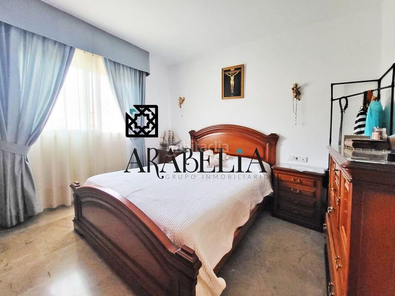 Foto bf76e164-90d4-4fd3-a975-48f95464fe34. Pis amb calefacció aparcament piscina a Tablero Bajo - Arruzafilla Córdoba