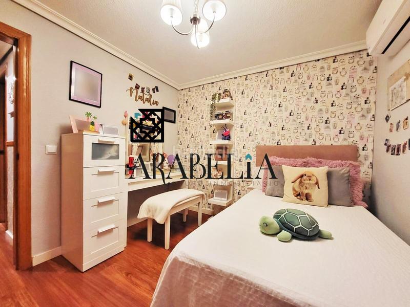 Foto 4867c0d8-3852-450c-9159-96731b1fff36. Appartamento con riscaldamento in Poniente-Norte - Miralbaida - Parque Azahara Córdoba