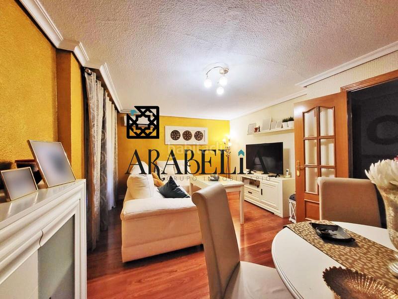 Foto 9a7cfef9-260d-4f60-8517-596f0cb6a0e5. Appartamento con riscaldamento in Poniente-Norte - Miralbaida - Parque Azahara Córdoba