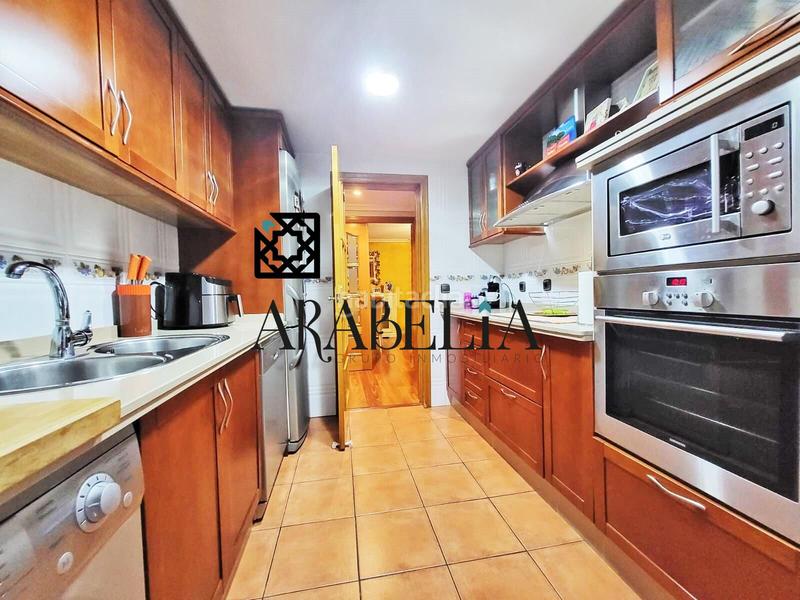 Foto c1f45d22-88f2-432b-8c8a-357c609f15a9. Appartamento con riscaldamento in Poniente-Norte - Miralbaida - Parque Azahara Córdoba
