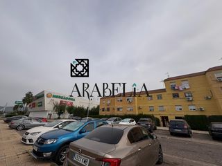 Pis a Sector Sur. Piso en exclusiva en las manzanas !!!