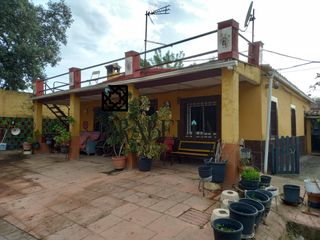 Masia a Paraíso Arenal - La Colina. Amplia casa con terreno en córdoba  oportunidad de inversión