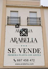 Zweistöckige Wohnung in Carlota (La). Amplio dúplex en la carlota a la venta por 182,000