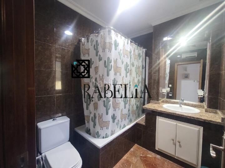 Foto fd1be907-4914-4649-be0f-1787085749d4. Casa amb aparcament piscina a El Higuerón Córdoba