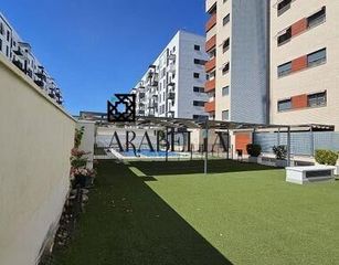 Pis a Poniente-Norte - Miralbaida - Parque Azahara. Piso totalmente amueblado en mirador de santa isabel, con garaje