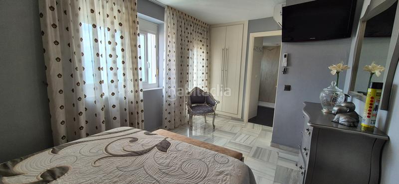 Foto 7ac8fa5c-c338-445e-9549-57c8e59572e9. Location attique avec chauffage piscine dans El Bajondillo Torremolinos