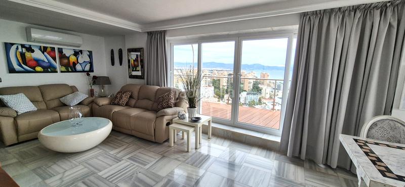 Foto c4fae82c-b091-41f2-b09a-5aa177918d71. Miete dachwohnung mit heizung pool in El Bajondillo Torremolinos