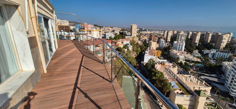 Foto dde6f87b-b05e-4416-885b-6131ac694875. Miete dachwohnung mit heizung pool in El Bajondillo Torremolinos