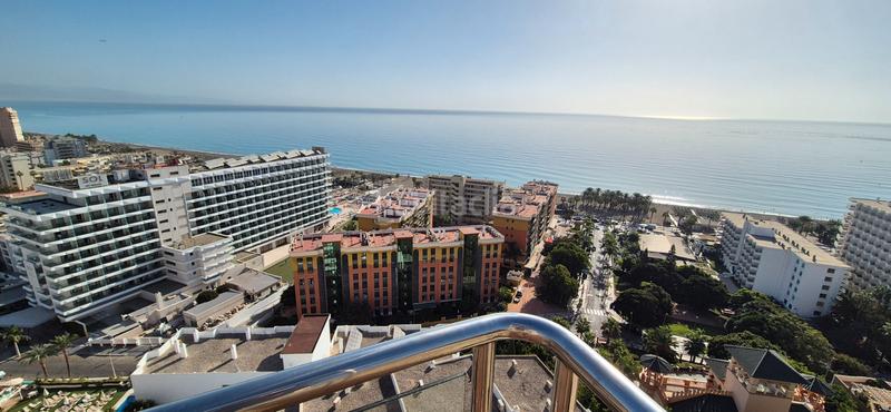 Foto 0be7b419-3320-4275-a55b-8bdda0d3fcad. Rent penthouse with heating pool in El Bajondillo Torremolinos